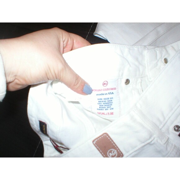 Womens Designer AG Jeans Mona White 27 x 30 USA Flare Leg Pants Cotton Short Mid - Picture 6 of 11